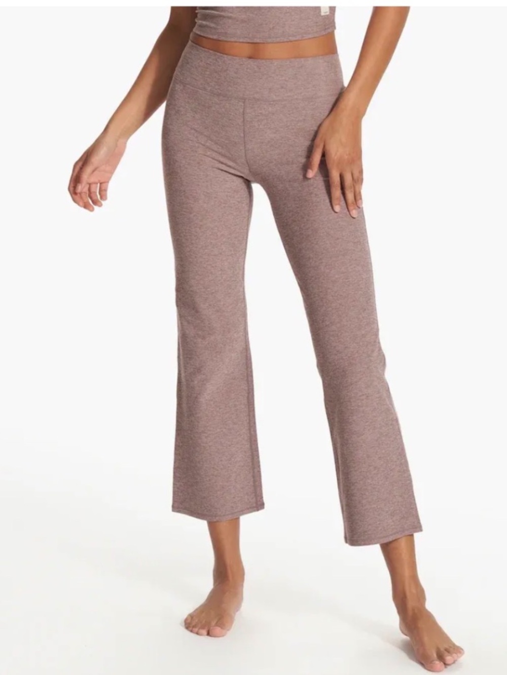 Vuori WOMEN'S MID RISE ELEVATION SLIM BOOTCUT Leggings in Hazel Heather Medium